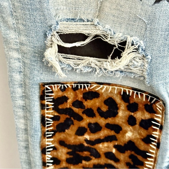 AMIRI Light Blue Skinny Jeans with Patterned Patches - Picture 8 of 10